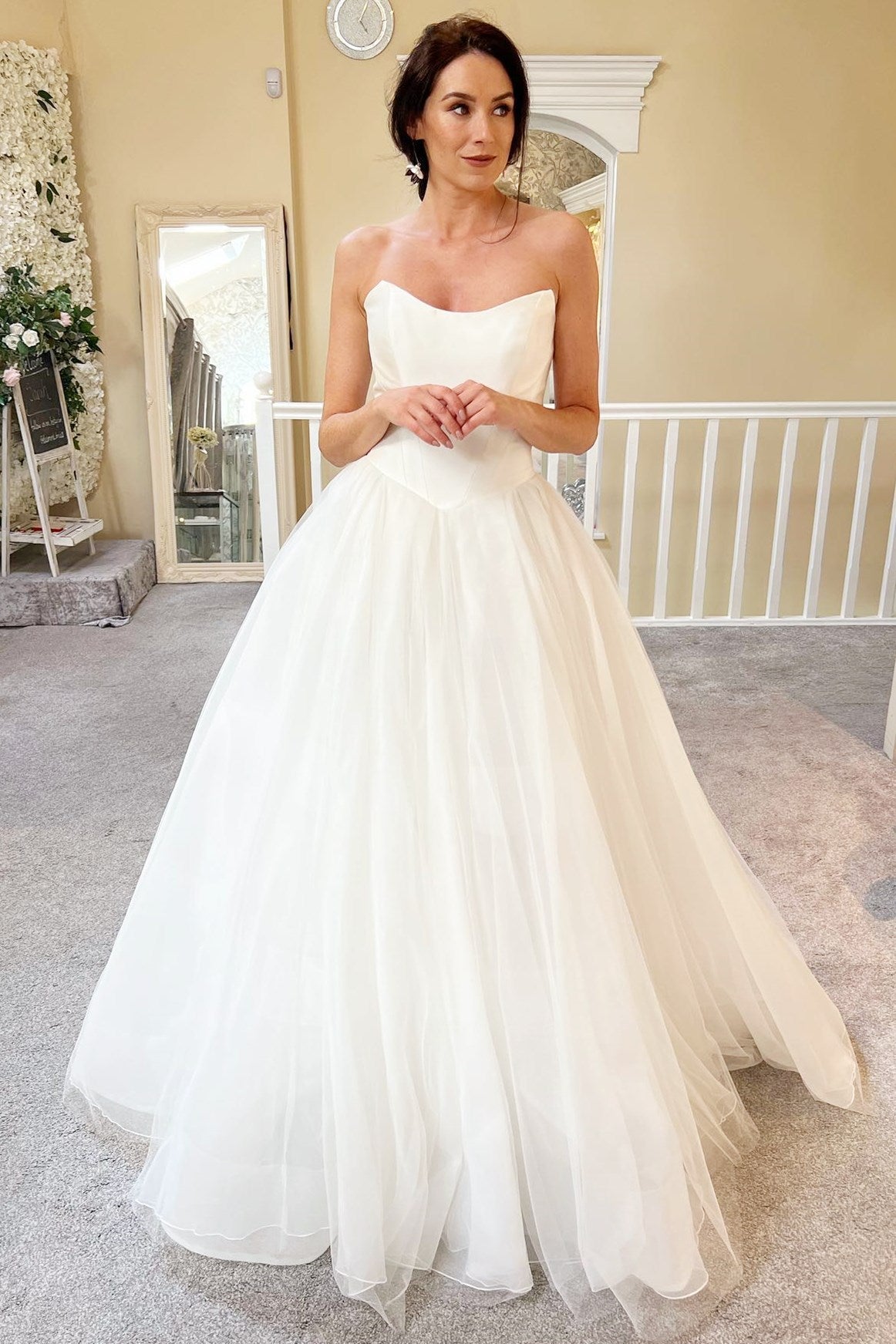 White Tulle Strapless A-Line Long Wedding Dress