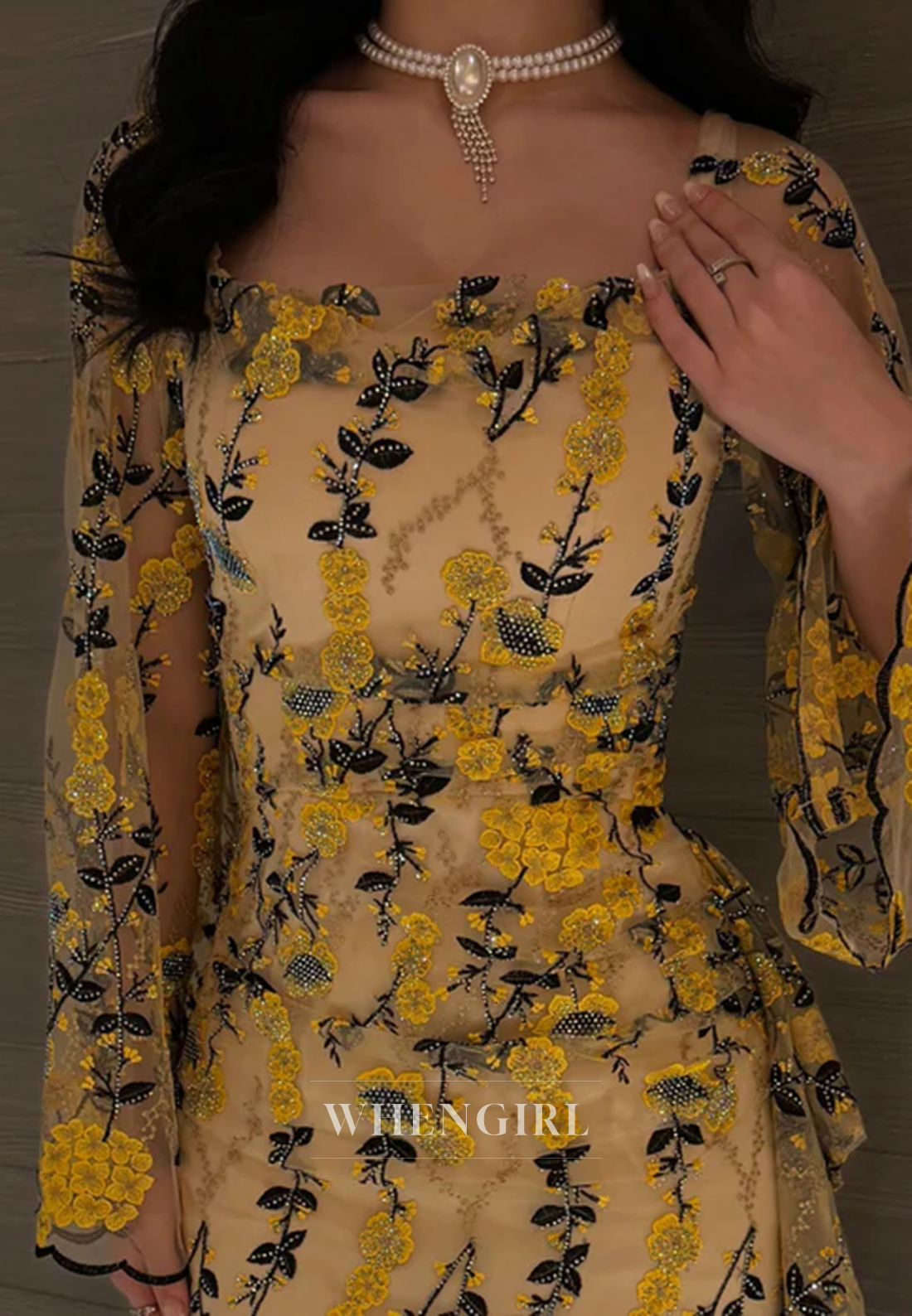 Elegant Long Sleeves Floral Sheath Square Neck Beaded Appliqued Formal Evening Dress