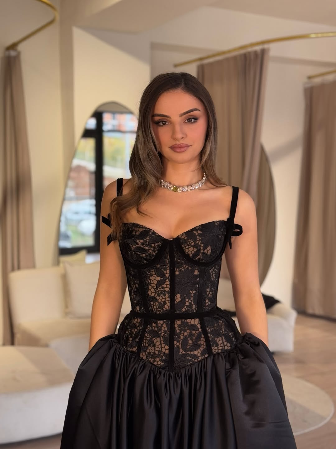Pleated Lace Elegant Spaghetti-Straps Sleeveless Black Evening Dress