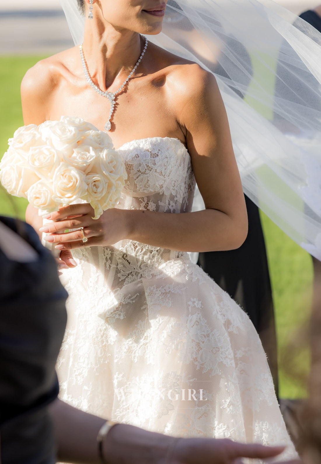 Ball Gown Sweetheart Sleeveless Lace Wedding Dress