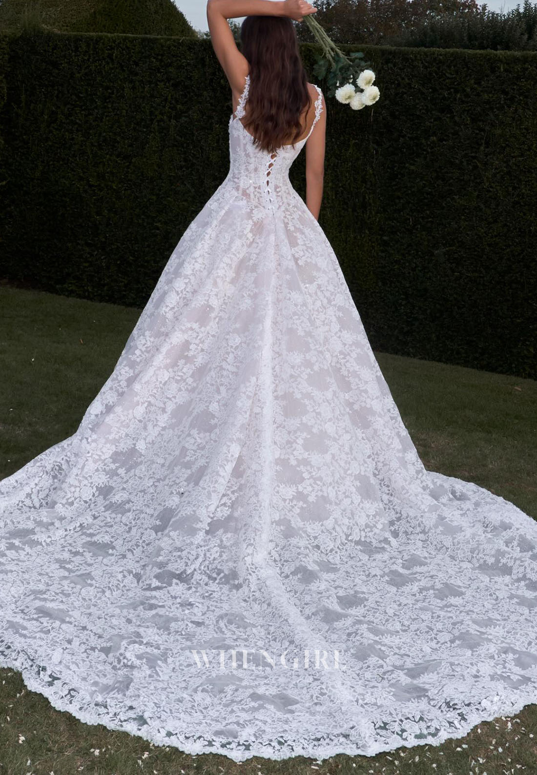 A-Line Sweetheart Lace Appliques Chapel Train Wedding Dress