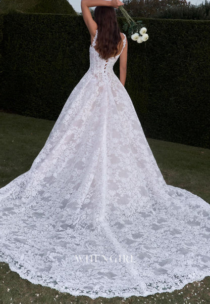 A-Line Sweetheart Lace Appliques Chapel Train Wedding Dress