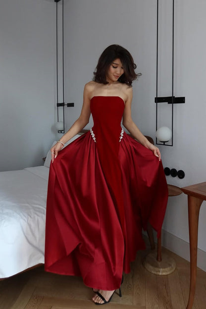 Glamorous Burgundy Spaghetti-Straps Sleeveless Satin Prom Dresses A-Line With Lace-Up Back