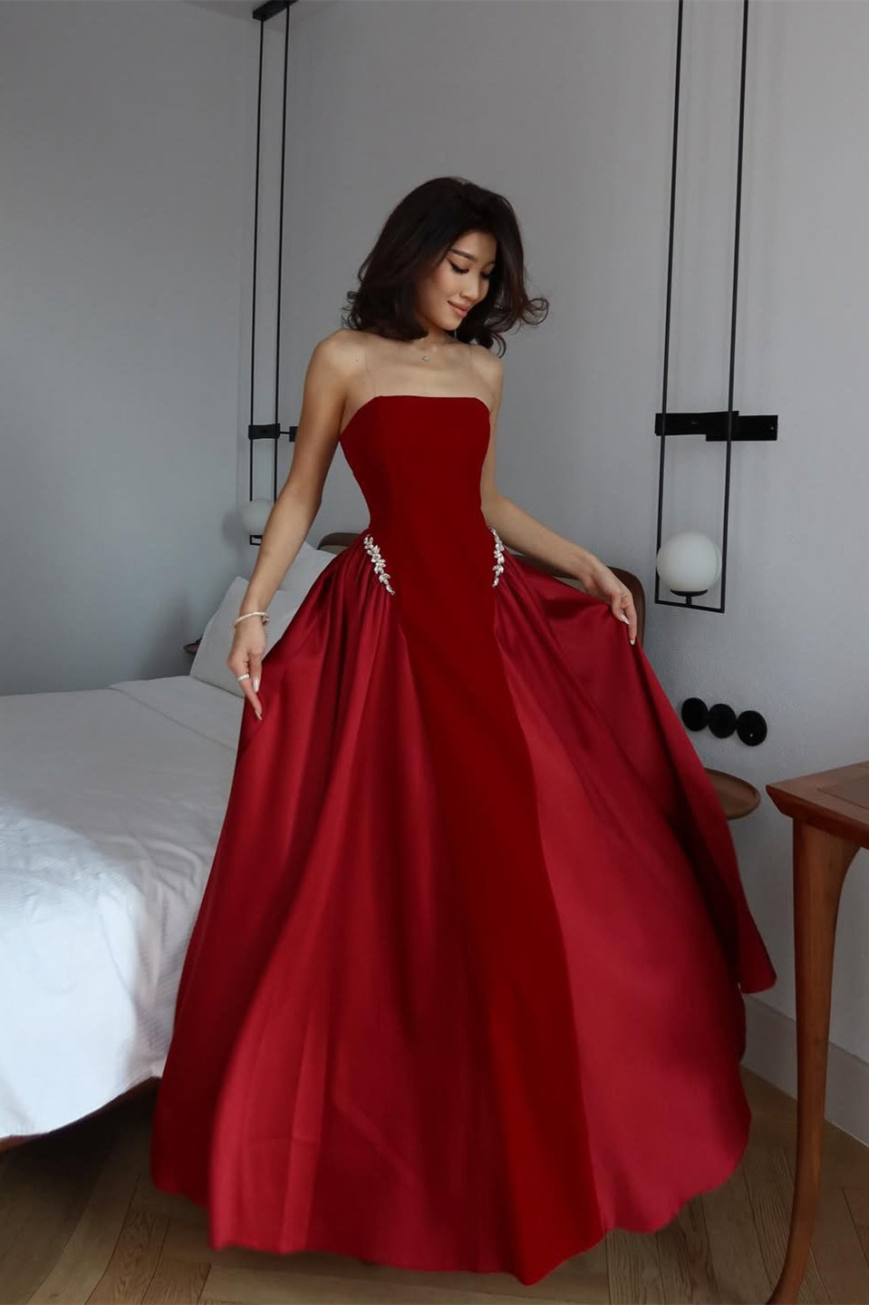 Glamorous Burgundy Spaghetti-Straps Sleeveless Satin Prom Dresses A-Line With Lace-Up Back