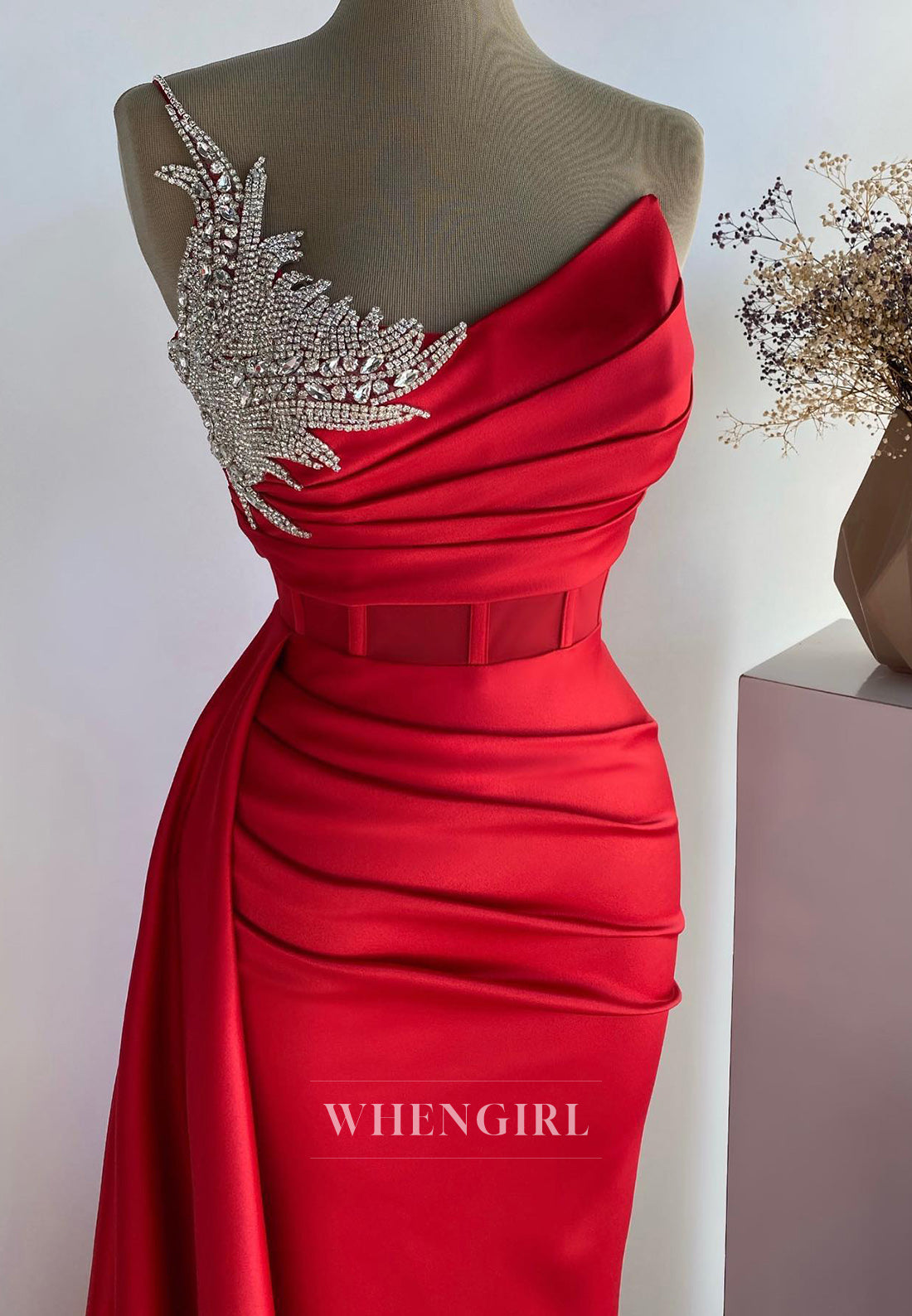Gorgeous Strapless Sleeveless Sheath Pleats Satin Long Evening Party Gown with Beads