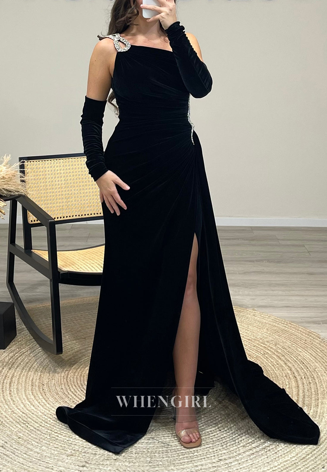 One Shoulder Side Slit Cut-out Pleated Velet Evening Dress with Long Sleeves