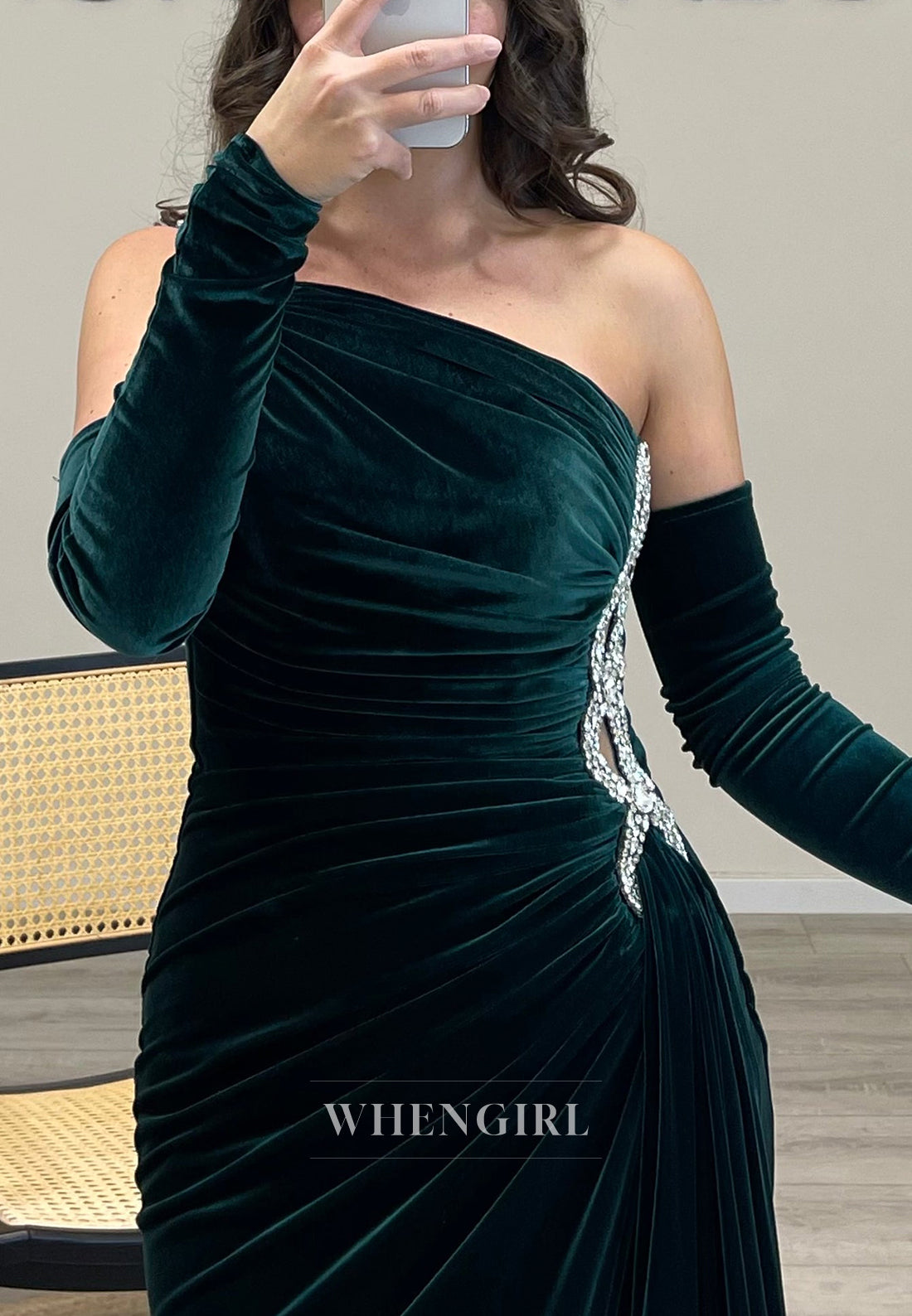One Shoulder Side Slit Cut-out Pleated Velet Evening Dress with Long Sleeves