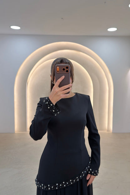 A-Line Long Sleeves Bateau Neck Beaded Formal Evening Dress