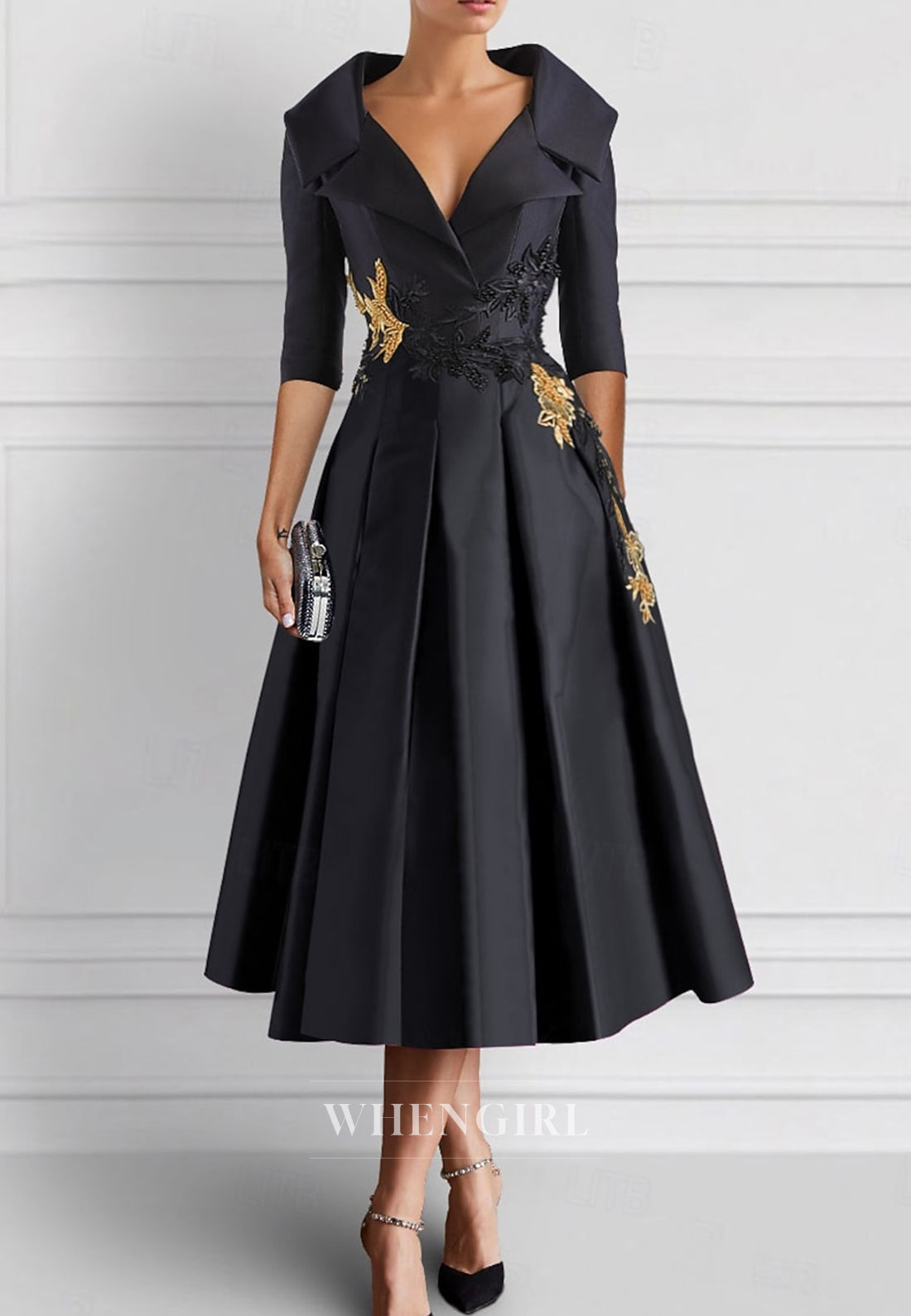 Black A-Line Pleated Embroidery Half Sleeves V Neck Mother of the Bride Dress