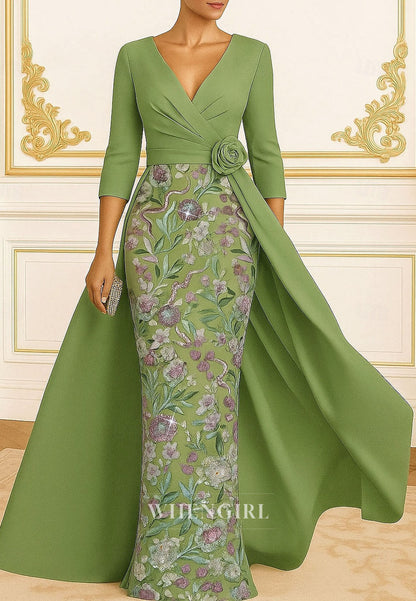 Green Sheath Floral V Neck Half Sleeves Mother of the Bride Dress with Train