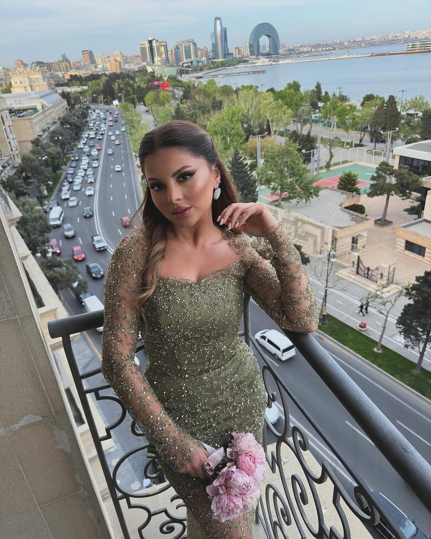 Long Sleeves Sheath Beads Lace Prom Dress