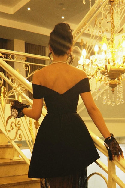 Luxury Black Off-The-Shoulder A-Line Satin Prom Dress Sleeveless Lace With Zipper