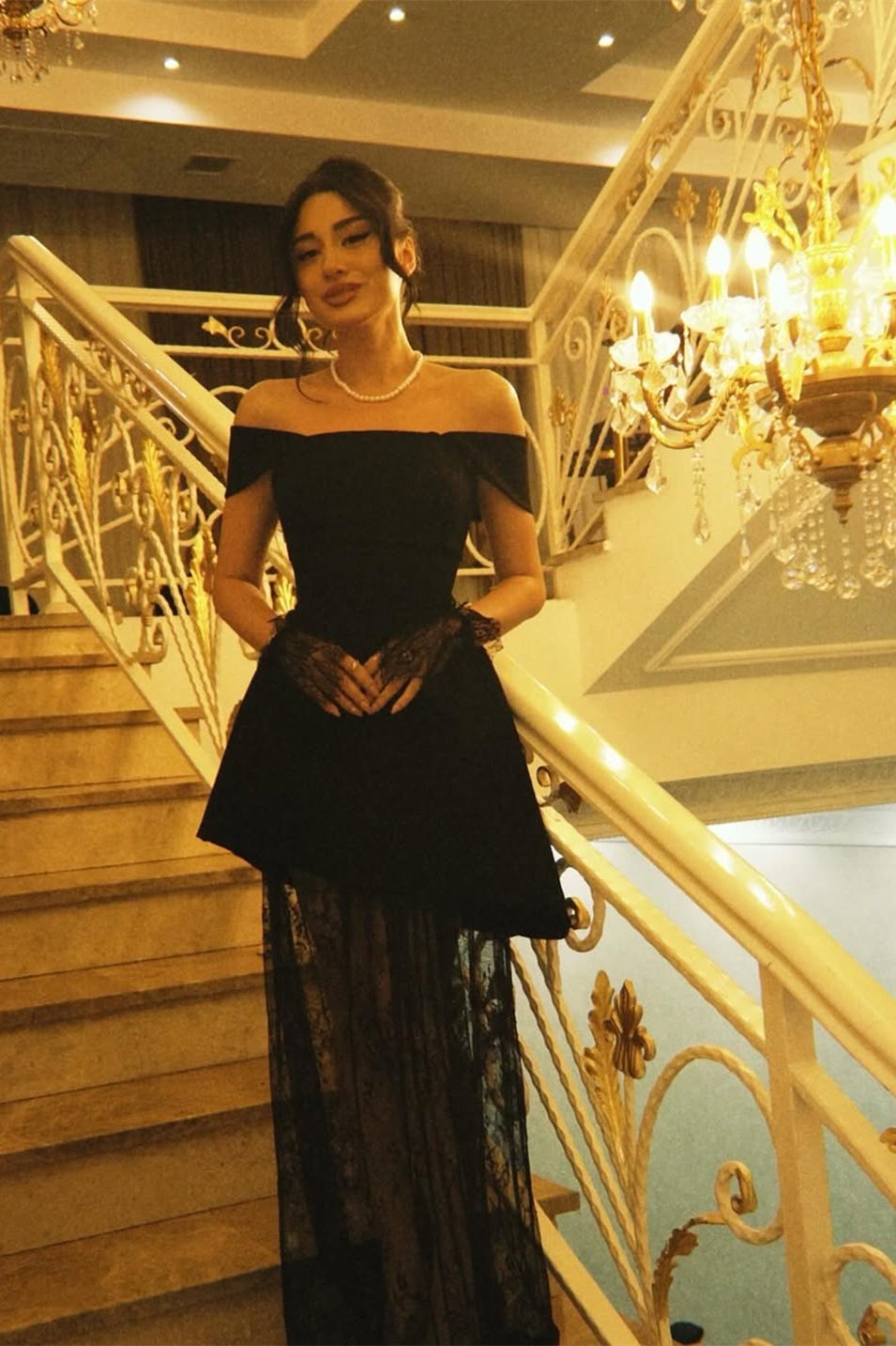 Luxury Black Off-The-Shoulder A-Line Satin Prom Dress Sleeveless Lace With Zipper