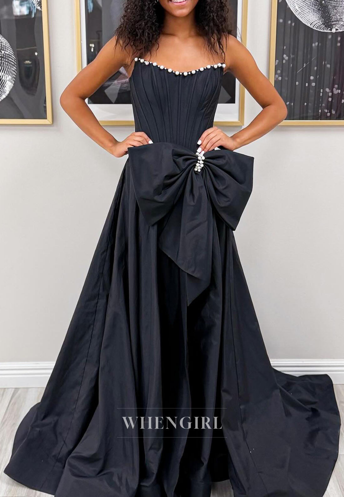 Black A-Line Bowknot Beaded Neckline Sleeveless Prom Dress