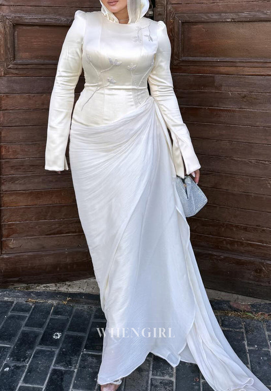 Sheath Pleated Long Sleeves Bateau Neck Appliqued Wedding Dress