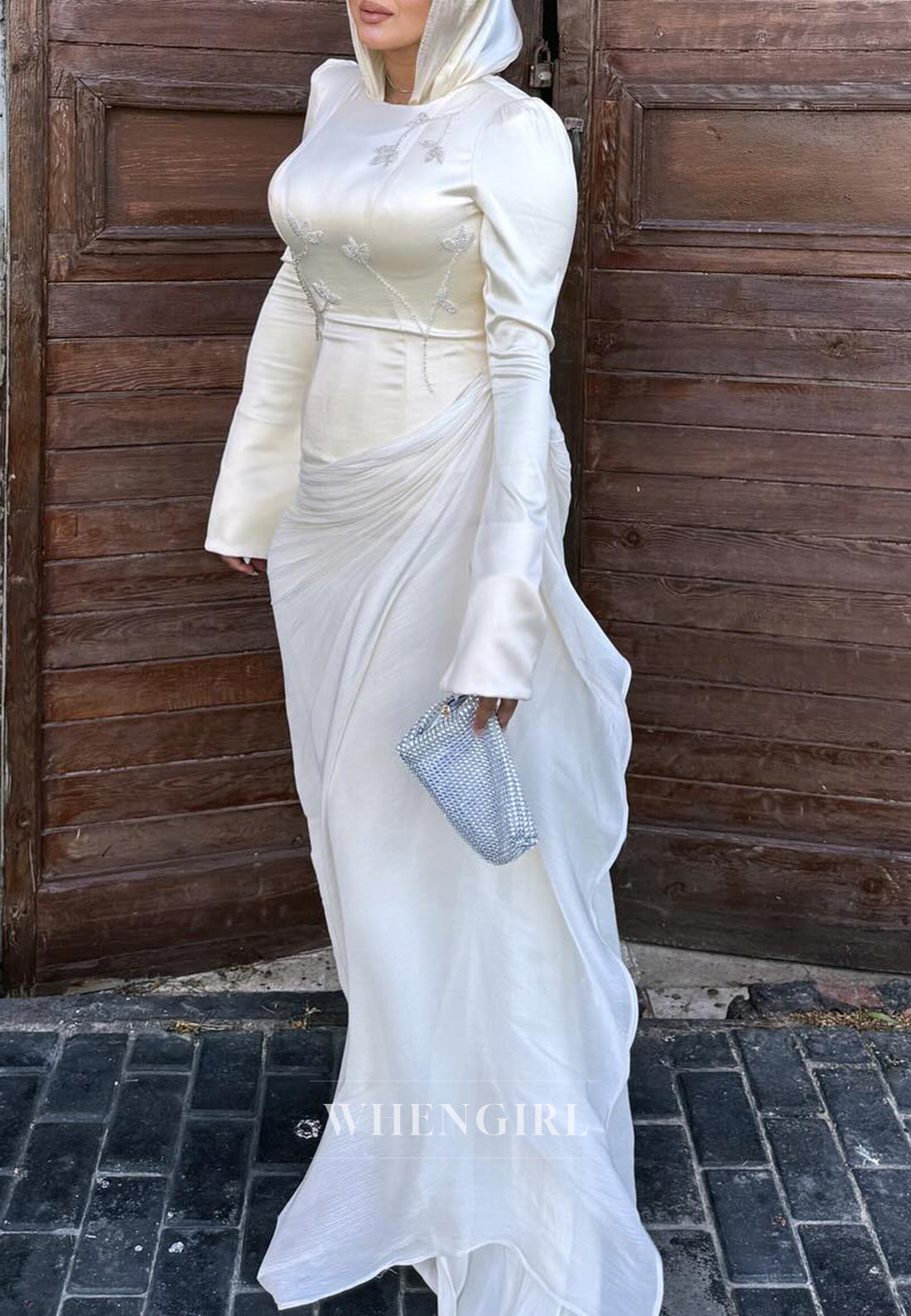 Sheath Pleated Long Sleeves Bateau Neck Appliqued Wedding Dress