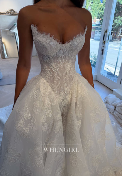 Sleeveless Embroidery Lace Ball Gown Wedding Dress with Court Train