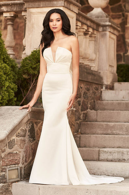 V Neck Satin Sleeveless Trumpet Wedding Dress