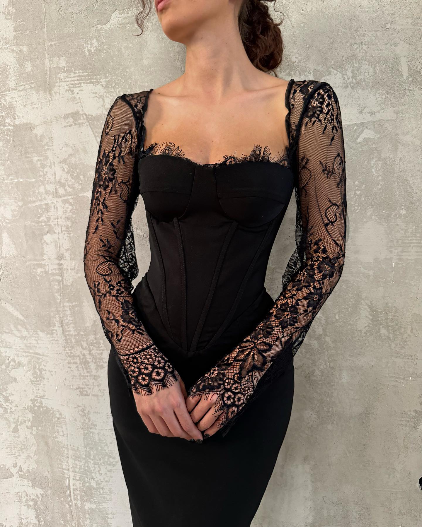 Elegant Long Sleeves Sweetheart Sheath Satin Long Formal Occasion with Appliques Party Gown